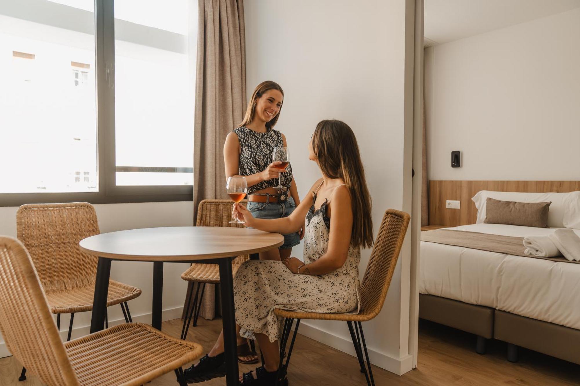 Eszentrico Suites Jerez Jerez de la Frontera Buitenkant foto